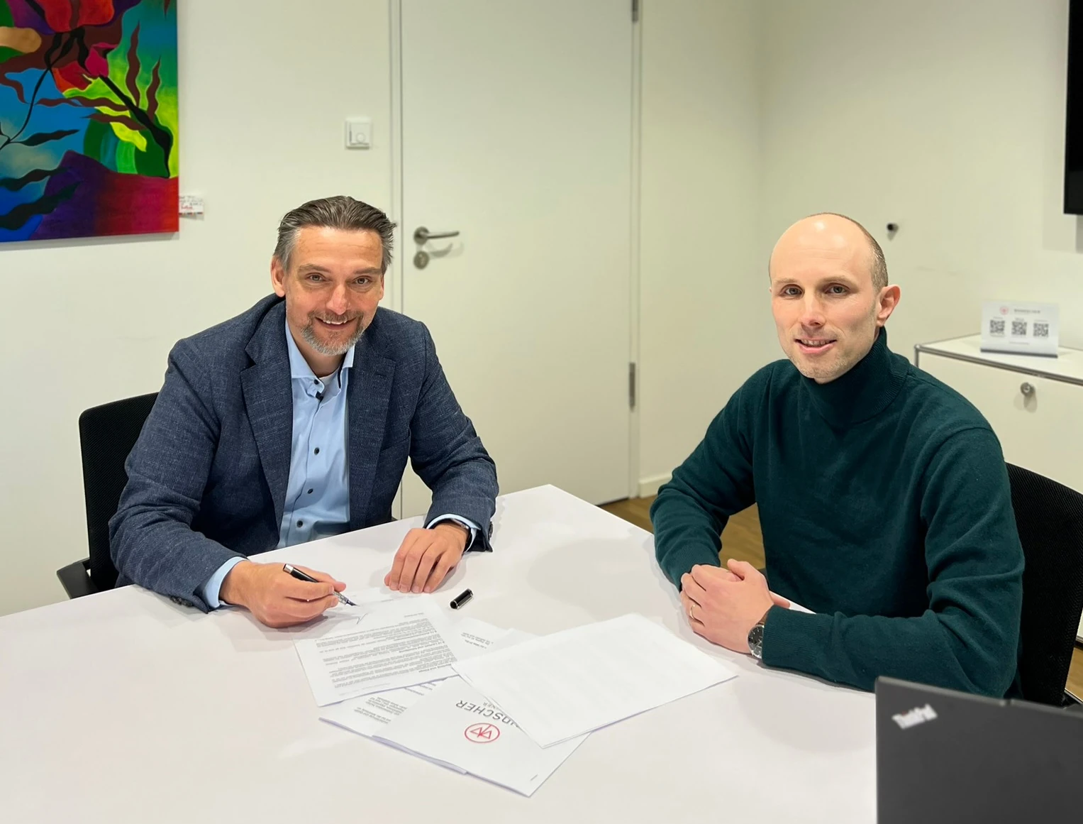 Vertragsunterzeichnung mit Wandscher & Partner Rechtsanwälte